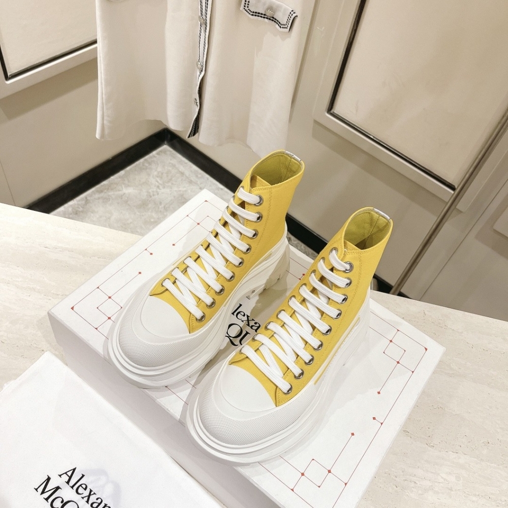 👑👑Alexander McQueen Nice sneakers 👟👟 - Picture 4 of 9